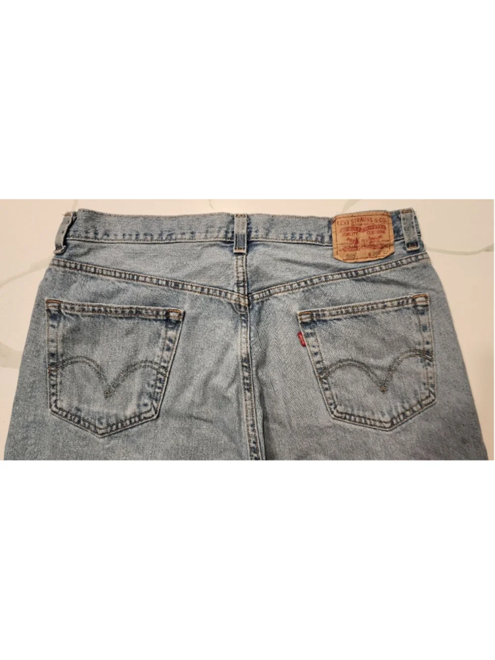 Levi's 505 Regular Fit Straight Leg Jeans Mens W36 L32 Light Blue Faded Denim
